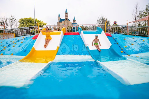 What are the classic parent-child water splash park equipments that you are familiar with?